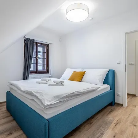 Wurmfeld - Rodinný S 3 Ložnicemi Apartmán *