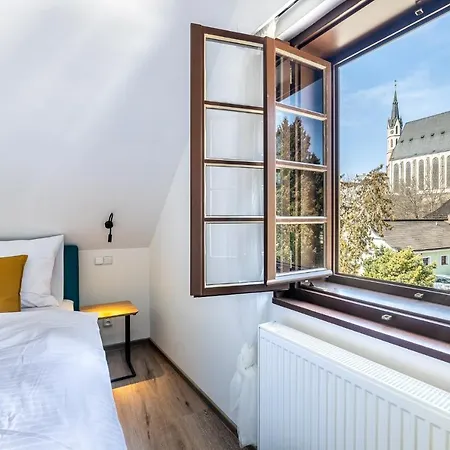 Wurmfeld - Rodinny S 3 Loznicemi *