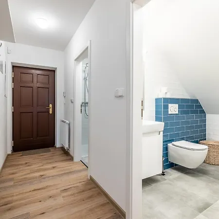 Wurmfeld - Rodinny S 3 Loznicemi * Český Krumlov