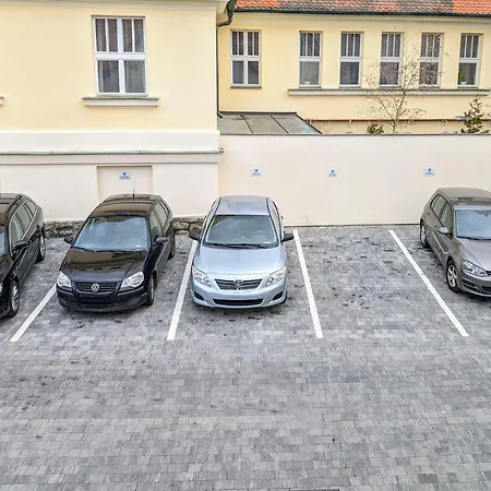 Wurmfeld - Rodinny S 3 Loznicemi Apartment